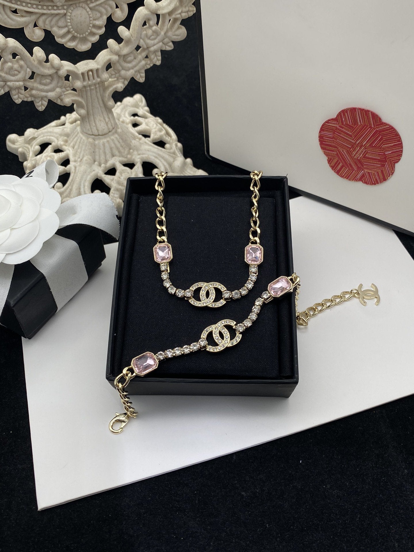 CC PINK NECKLACE GOLD DIAMOND