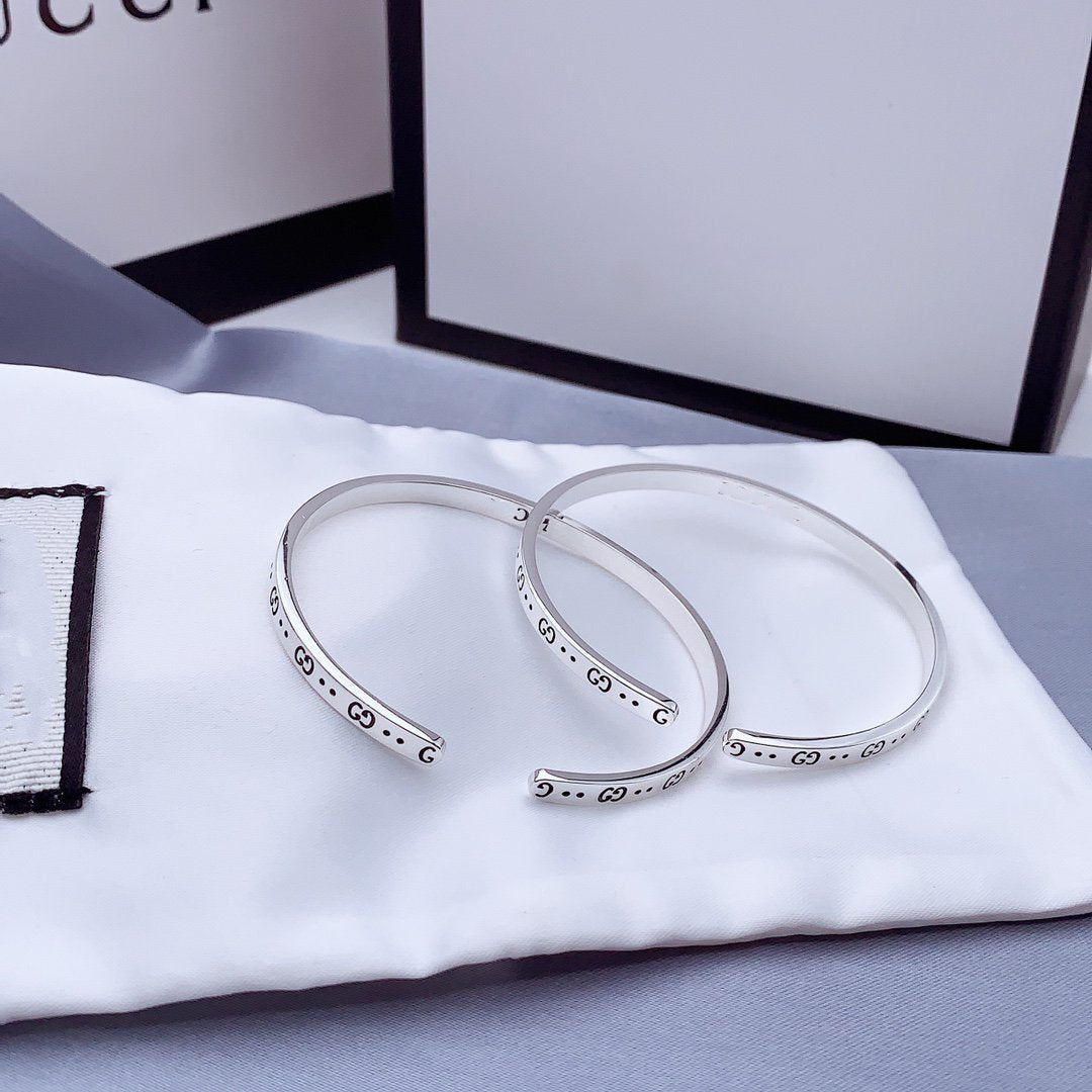 GG ICON SILVER BANGLE BRACELET