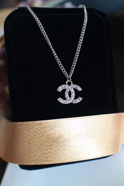 DOUBLE C SILVER NECKLACE