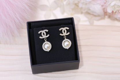 DOUBLE C PEARL SILVER DIAMOND EARRINGS