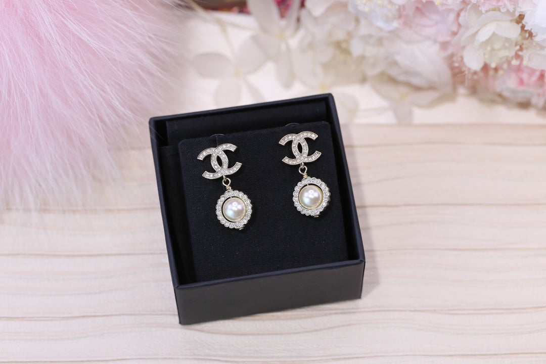 DOUBLE C PEARL SILVER DIAMOND EARRINGS