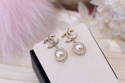 DOUBLE C PEARL SILVER DIAMOND EARRINGS