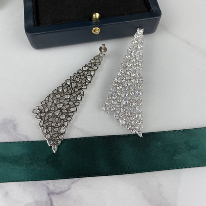 GRA TRIANGLE WATER SILVER DIAMOND DROP EARRINGS