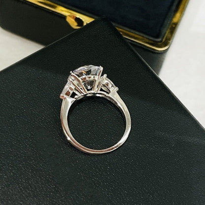 PROMISE ROUND SILVER DIAMOND EAGAGEMENT RING