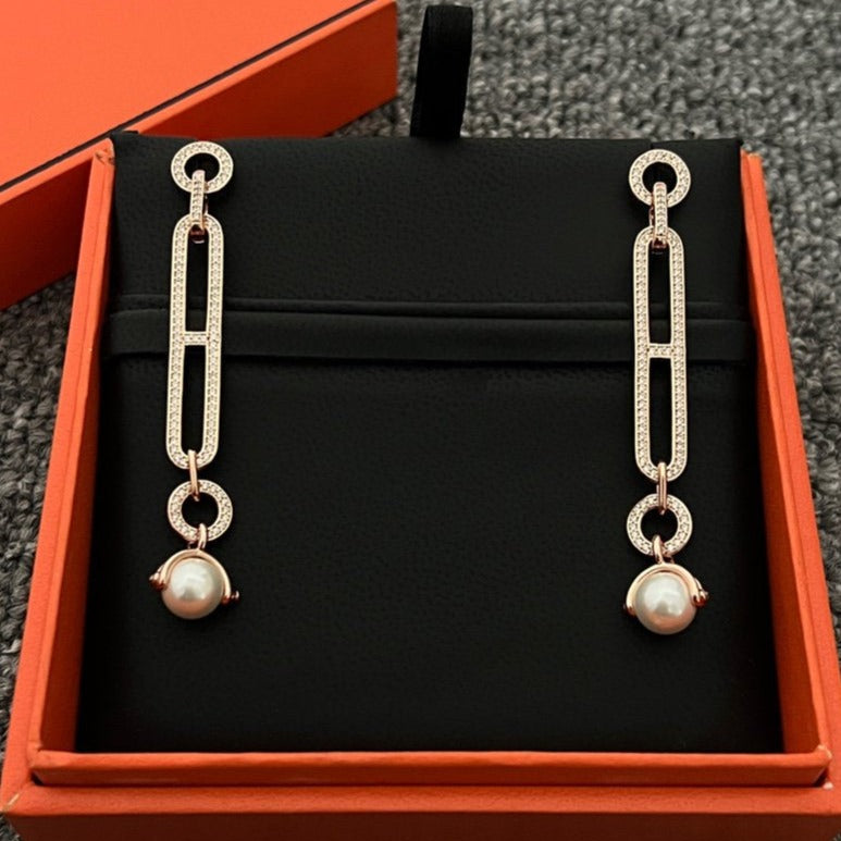 HM PEARL WHITE EARRINGS