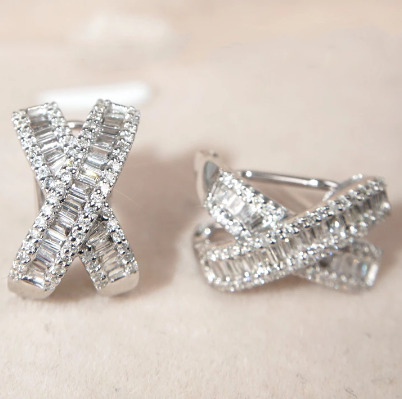 GRA HIGH-END SQUARE SILVER DIAMOND STUD EARRINGS