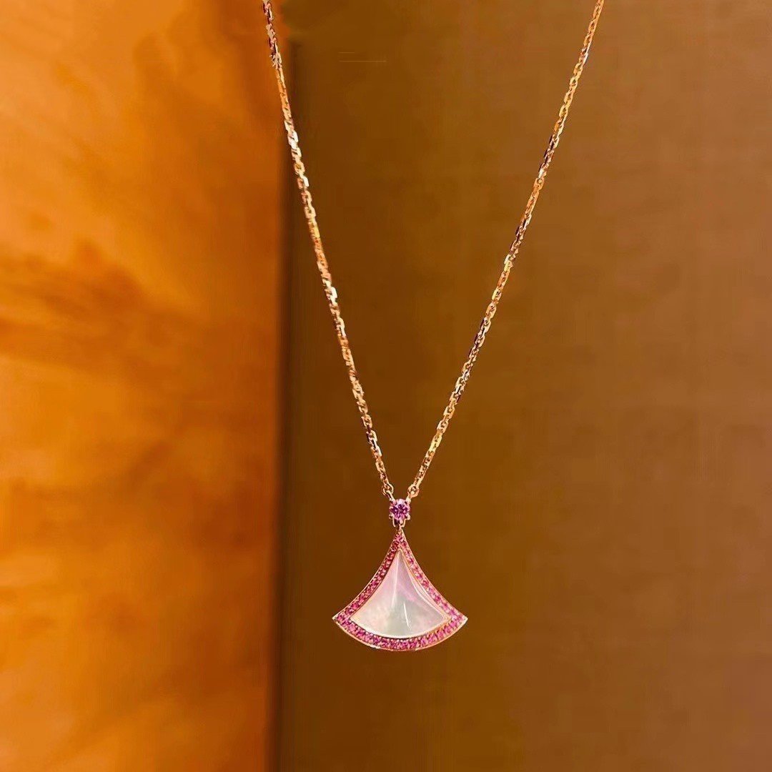 DREAM NECKLACE MOP DIAMOND PINK