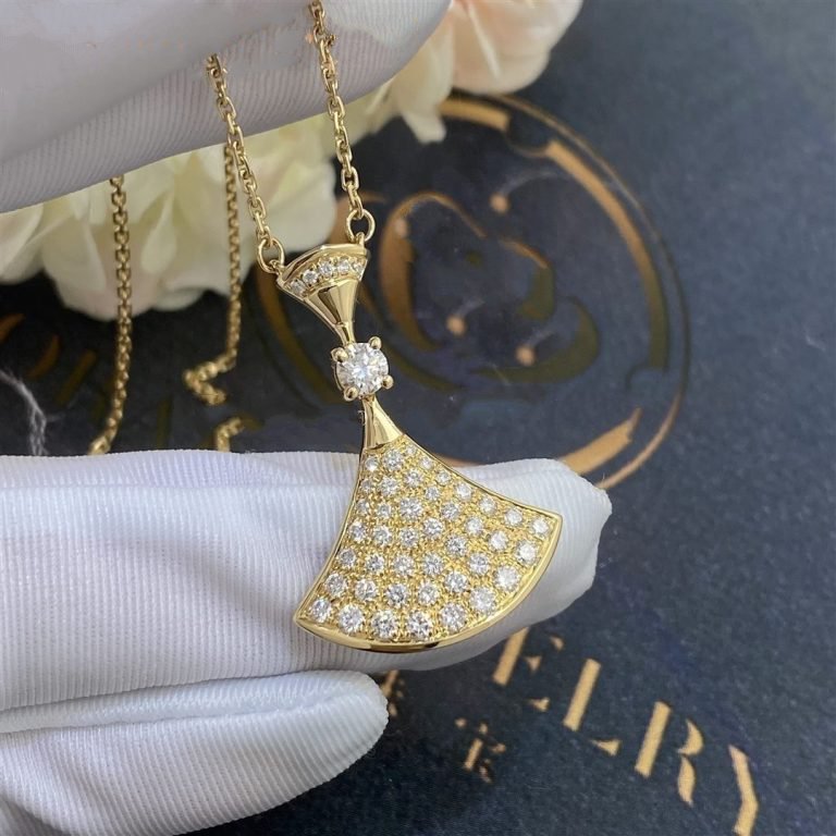 DREAM NECKLACE GOLD FULL DIAMOND