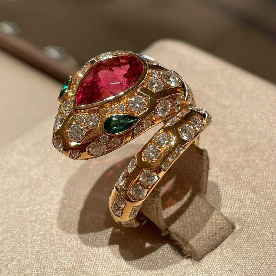 SERPENTI RING SNAKE MALACHITE PINK DIAMOND