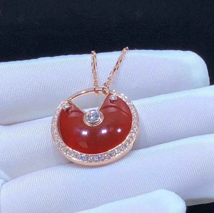 AMULETTE GOLD 2 DIAMOND CARNELIAN NECKLACE