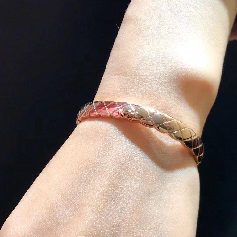 CRUSH BRACELET PINK GOLD QUILTED