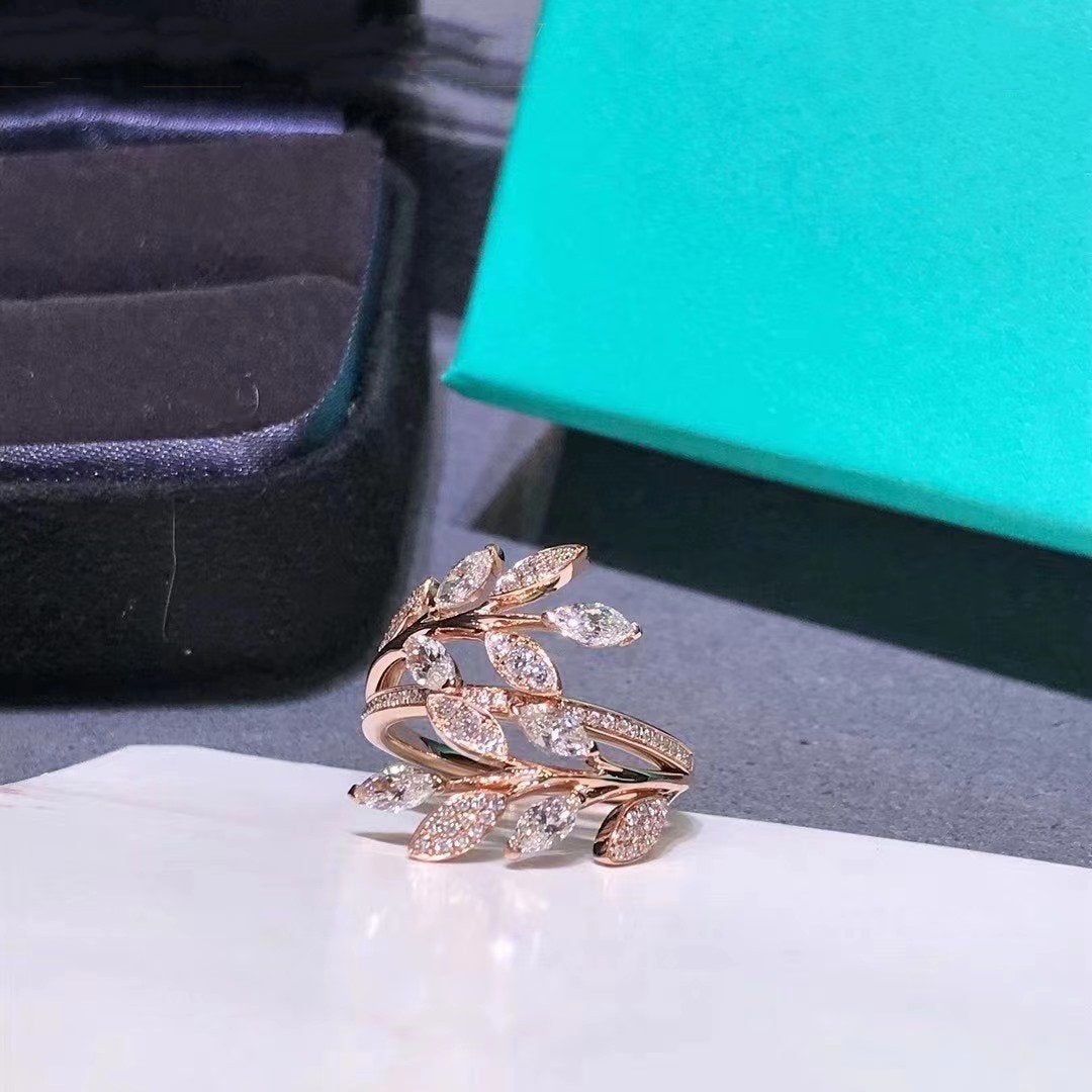 VICTORIA DIAMOND VINE BYPASS RING PINK GOLD