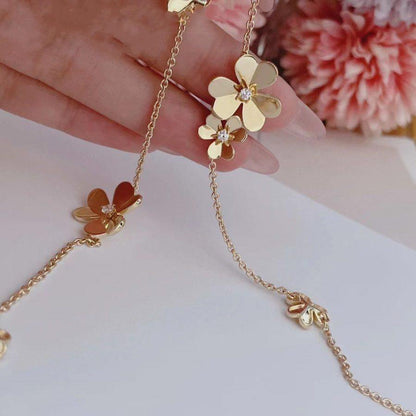 FRIVOLE GOLD 9 FLOWERS NECKLACE