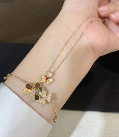 FRIVOLE GOLD FLOWER NECKLACE