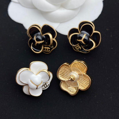 DOUBLE C NEW CAMELLIA GOLD EARRINGS